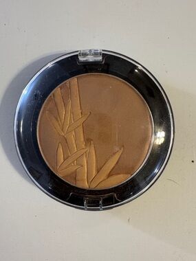 Physicians Formula Bamboo Wear Bronzer Pressed Powder Compact